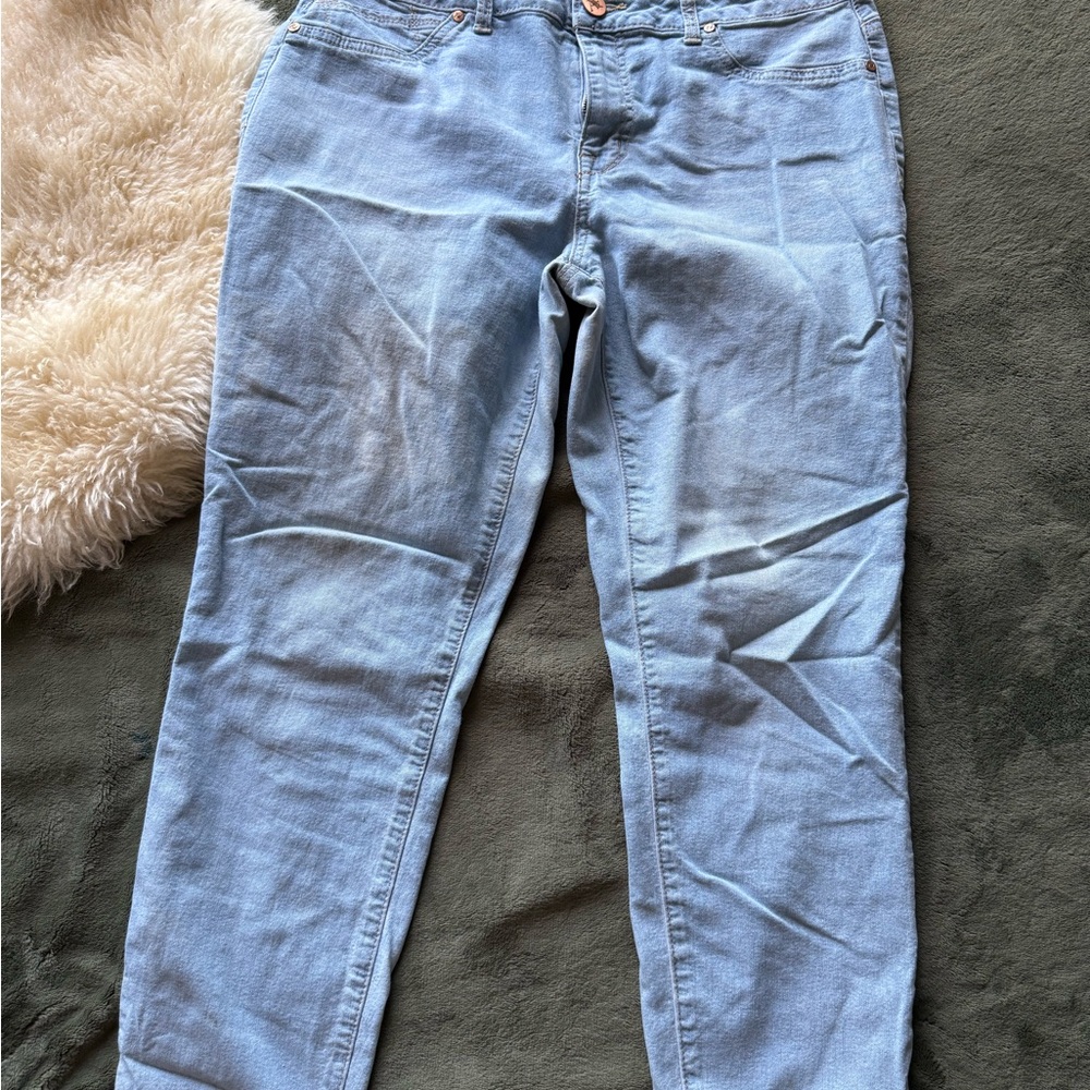 Light Blue Skinny Jeans with Worn-In Look